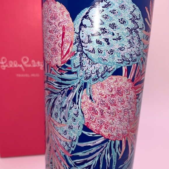 Lilly Pulitzer Insulated Travel Mug in Gypset - Picture 9 of 14